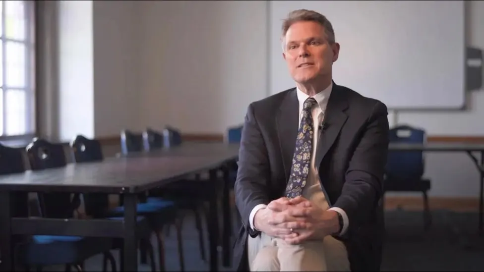 Dr. Robert D. Ernst
